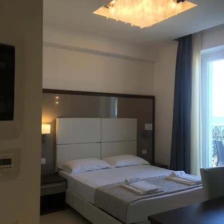 Szálloda Baia Marina 3*