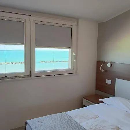 Baia Marina 3* Cupra Marittima