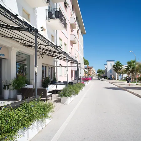 Отель Baia Marina 3*