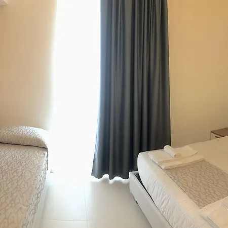 酒店 Baia Marina 滨海库普拉