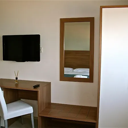 Baia Marina Szálloda 3*