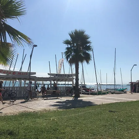 Baia Marina Отель Купра-Мариттима